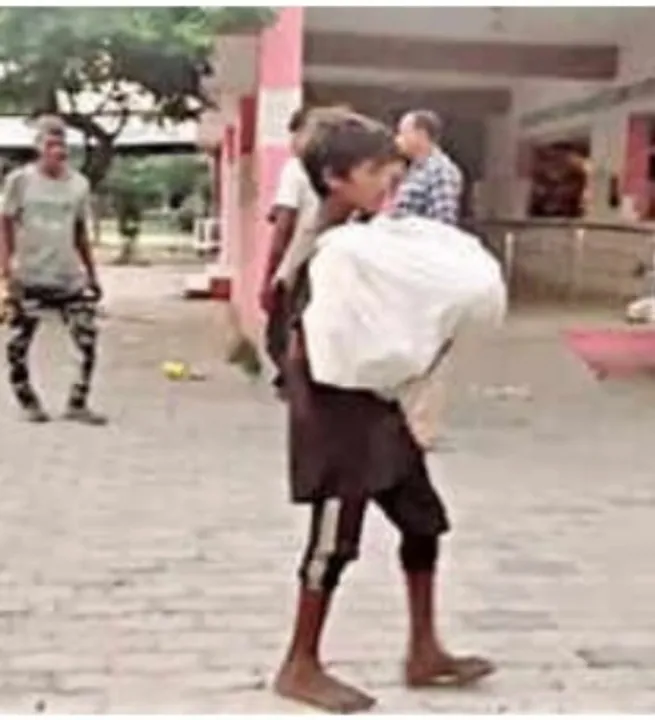  Denied ambulance, 10-year-old boy carries brother's body in UP