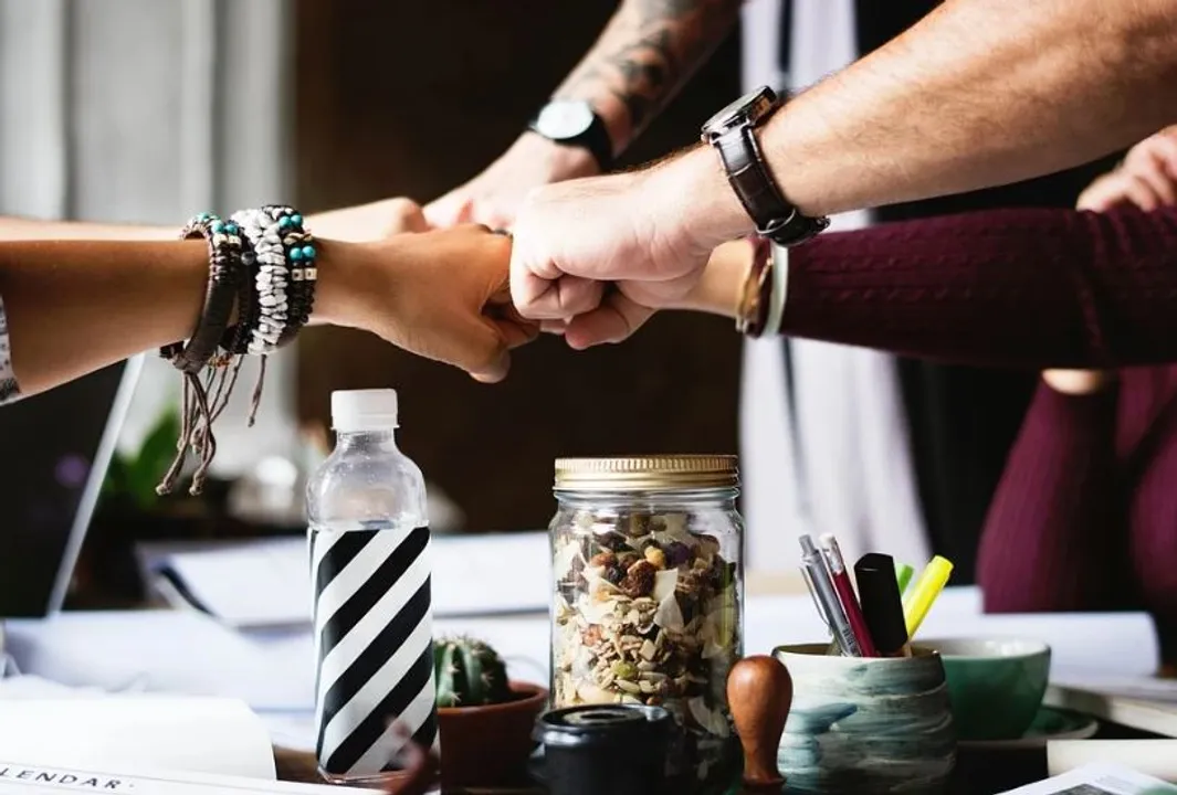  Happy Friendship Day 2022 Wishes, Quotes, Messages to greet Friends