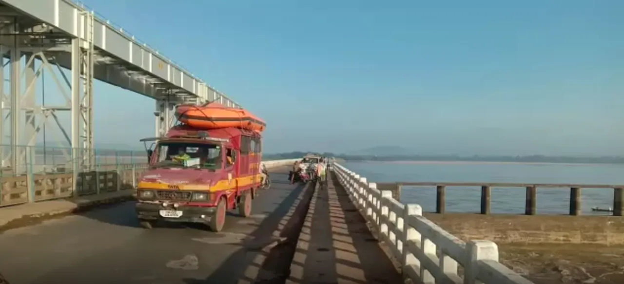  Cuttack: How misinterpretation by locals misled Fire Services personnel at Mundali