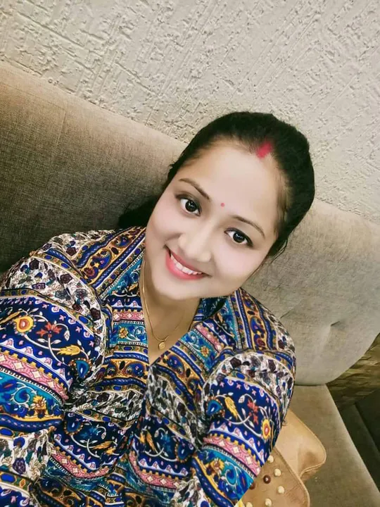  Bhubaneswar: Married woman found hanging; Suicide over husband's extramarital affair suspected