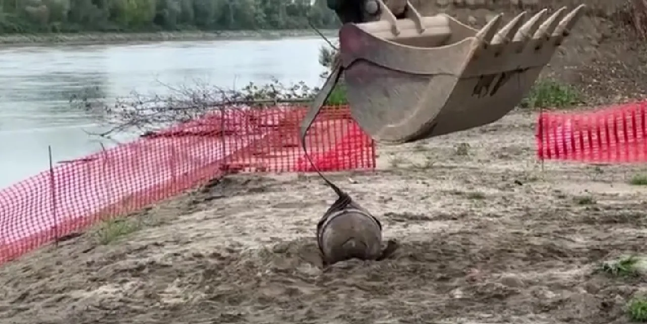  World War II bomb detonated in Italy