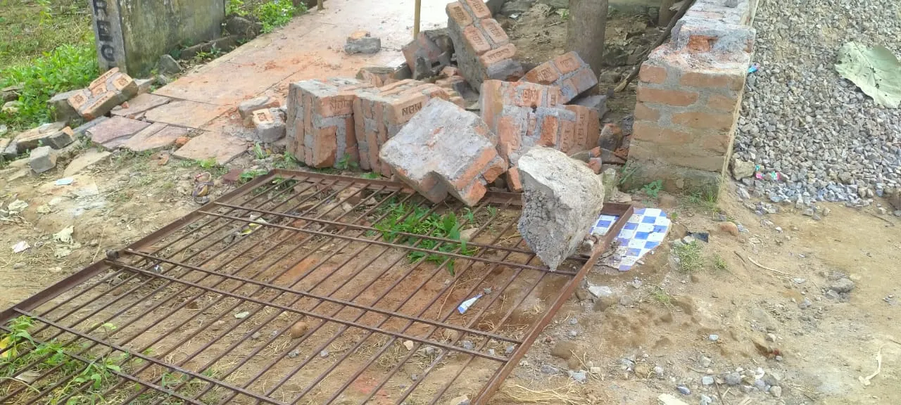  Odisha: Class V student dies after school gate collapses on her