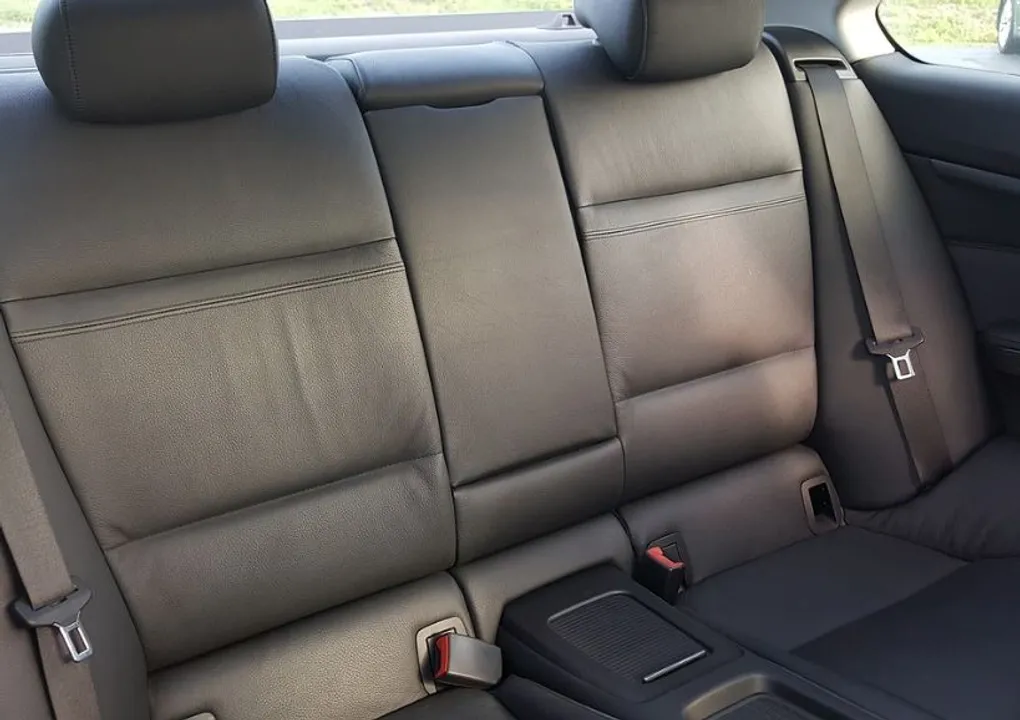  Odisha: Seat belt to become compulsory for back seat occupants soon