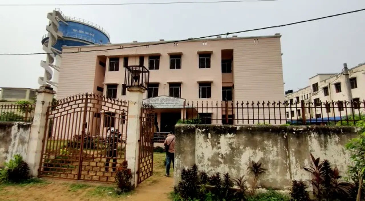  Plus 2 girl student found hanging at SCS College hostel in Puri