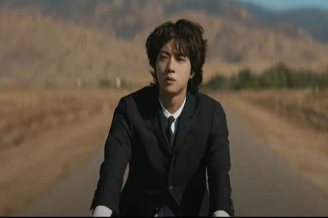  'The Astronaut' by BTS' Jin sells 700,000 copies on day 1