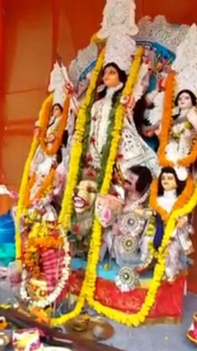  Mahishasura idol resembling Mahatma Gandhi modified in Kolkata