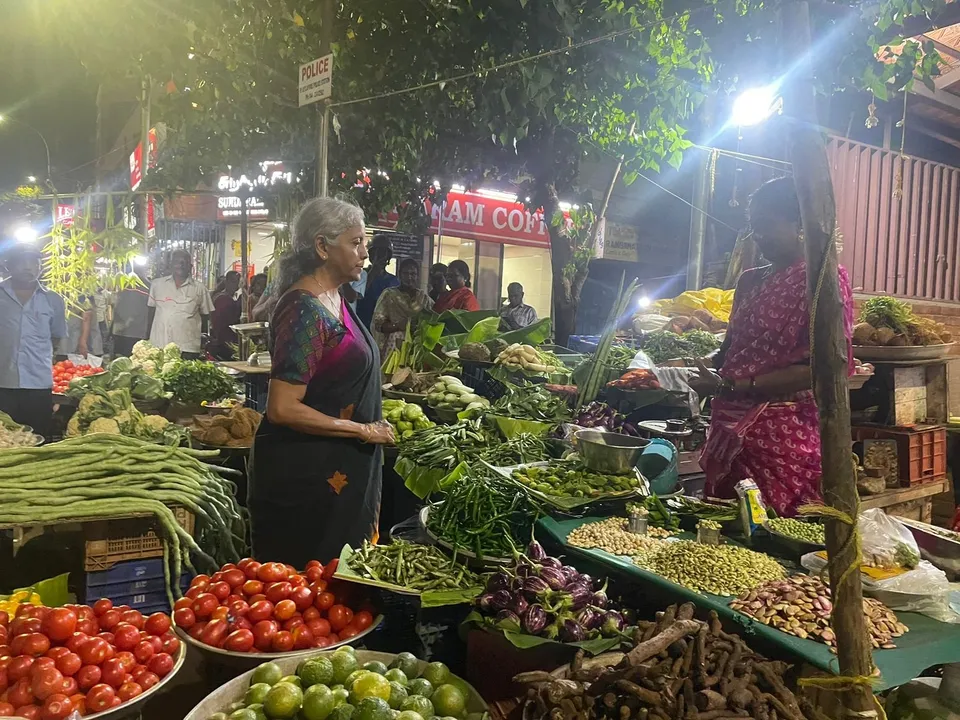 Video: Finance Minister Nirmala Sitharaman buys vegetables at Mylapore market in Chennai