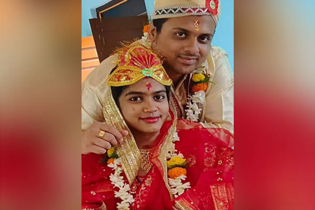  Love triumphs! Odisha man marries lady love in 'Mann' style [Watch]