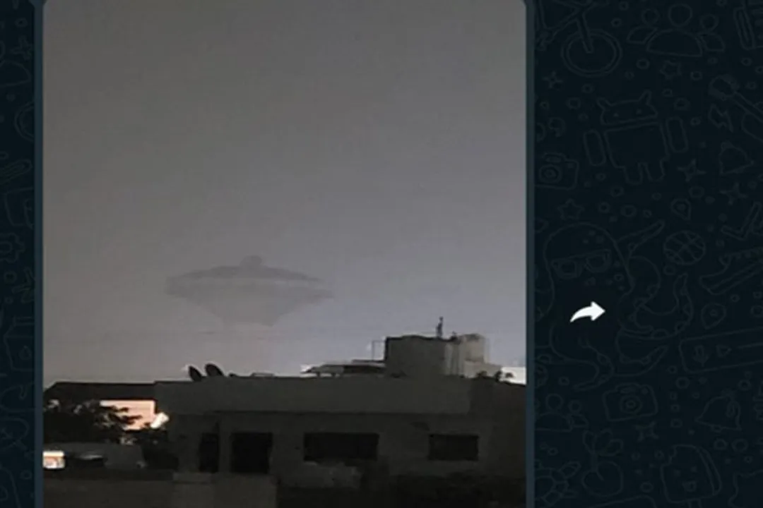  Delhite spots 'UFO’, leaves netizens in splits