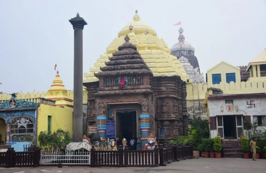  Silver cladding of Garuda Stambha in Srimandir on the anvil; cost of Rs 1.3 crore estimated