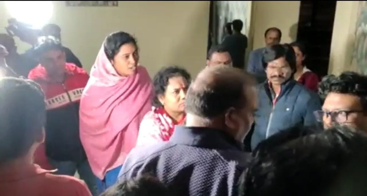  FIR against MLA Kusum Tete for assaulting, abusing GST team in Odisha's Bargarh