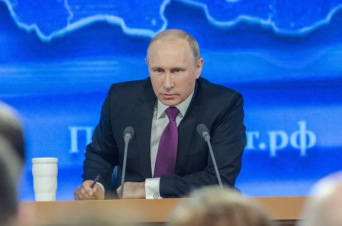  Russia bans 200 more Americans from entry