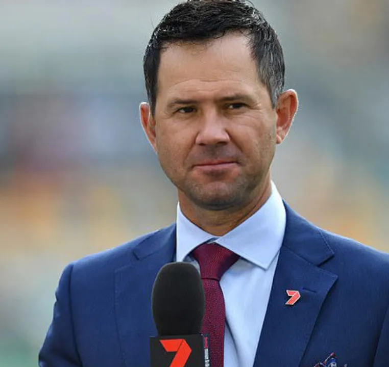  Ricky Ponting returns to commentary box at Perth; details his health scare