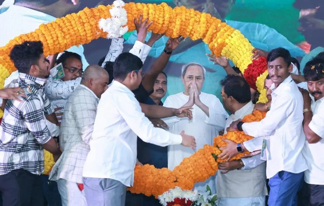  Work for welfare of people: Naveen's mantra for BJD workers on party foundation day