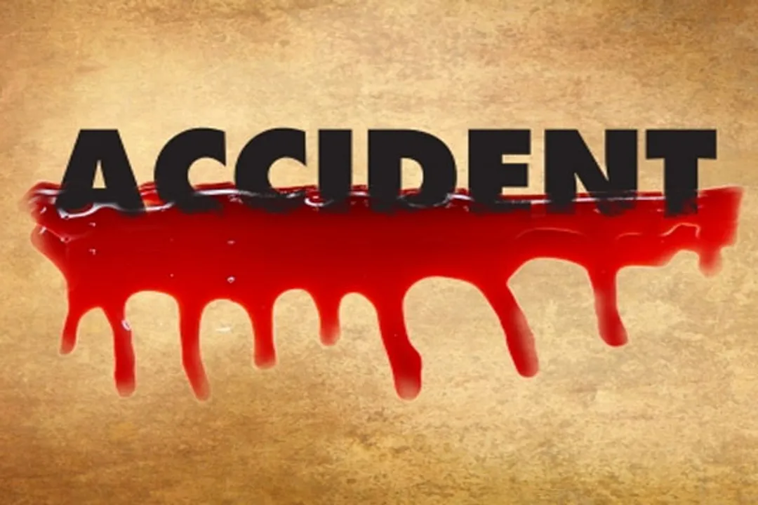  Bus with pilgrims from Pune overturns in UP, 24 injured