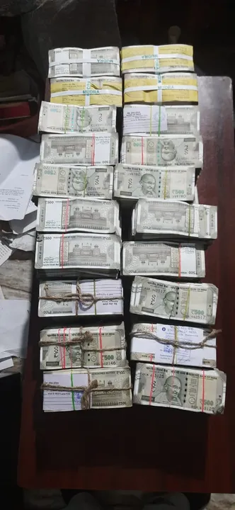  IDCOL DM Gaya Santara in Vigilance net: Over Rs 1 crore cash, 1.8 kg gold, plots, bank deposits of crores found