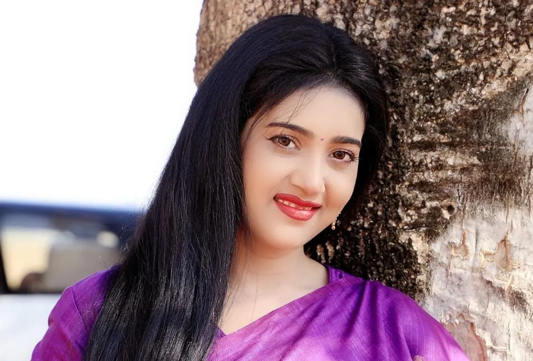  Ollywood actor Varsha Priyadarshini joins BJD
