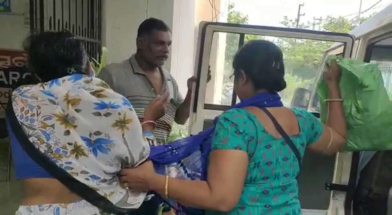  Woman attempts self-immolation on premises of SDJM court in Odisha