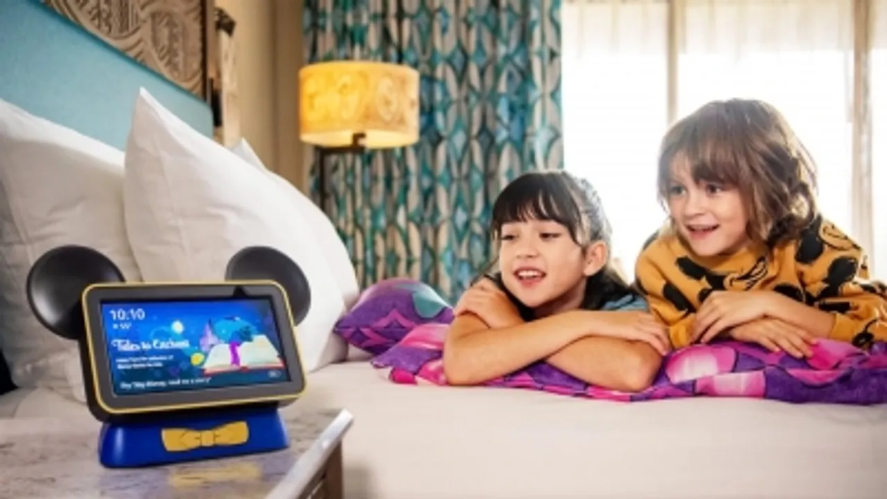  Amazon, Disney partner to launch new voice assistance