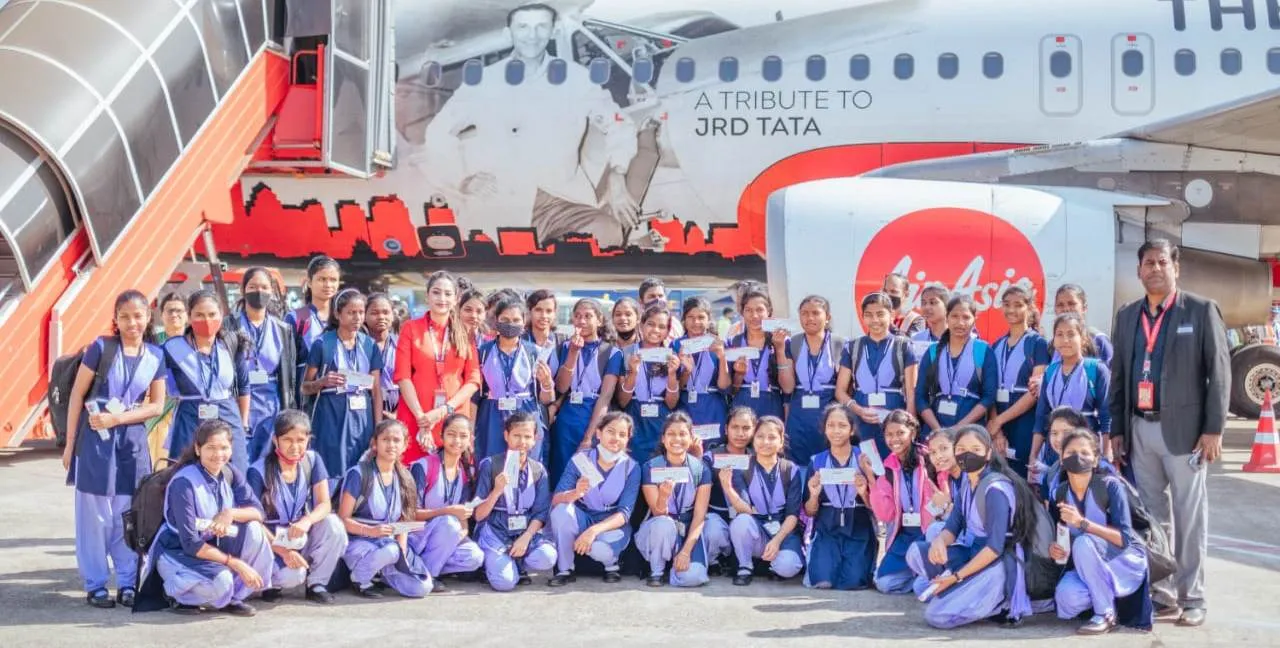  Students get once-in-a-lifetime experience at Birsa Munda Stadium ahead of Hockey World Cup