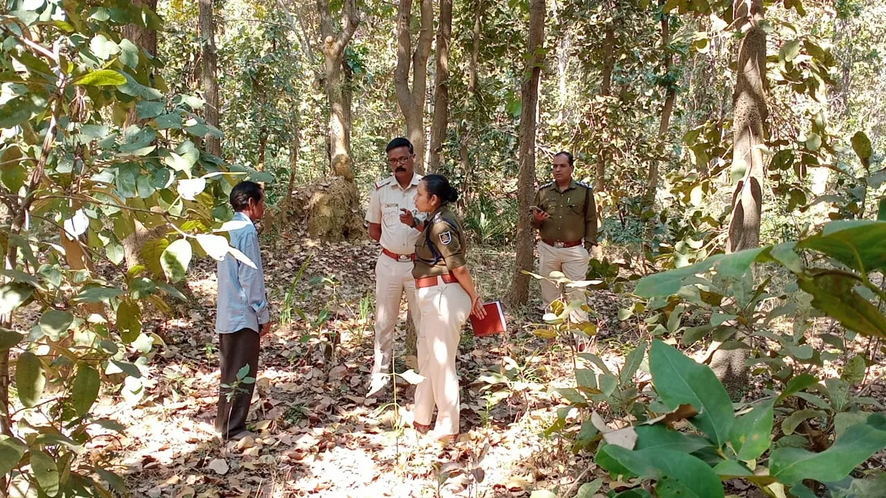  Woman's half-charred body recovered from forest in Odisha's Balangir