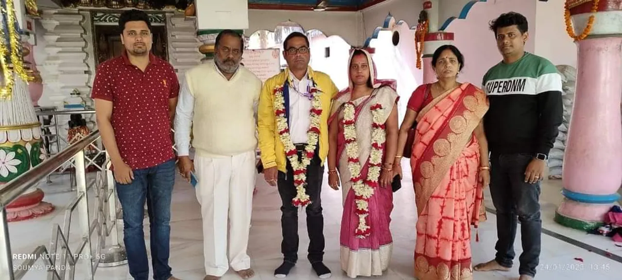  Former Odisha MLA Nabin Nanda gets his daughter-in-law married after son's death