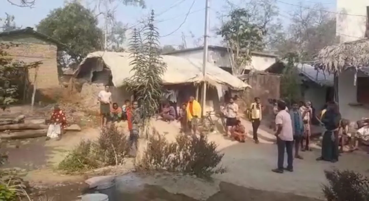  Two months after daughter's murder, couple found hanging in Odisha's Bargarh