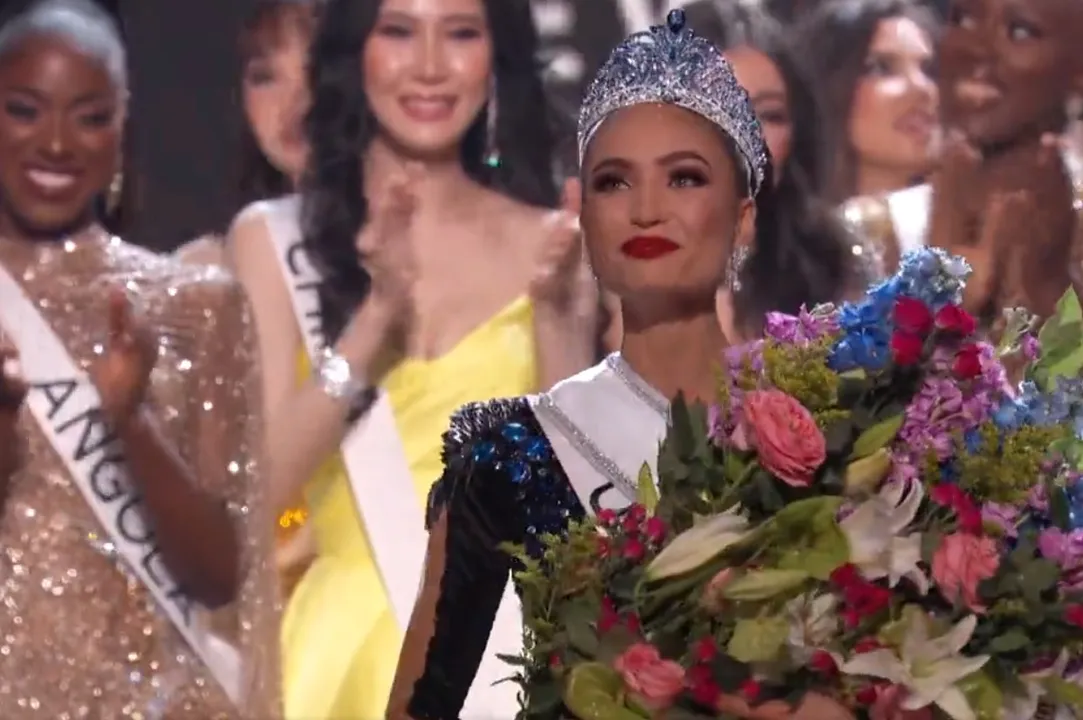  R’Bonney Gabriel crowned Miss Universe 2022
