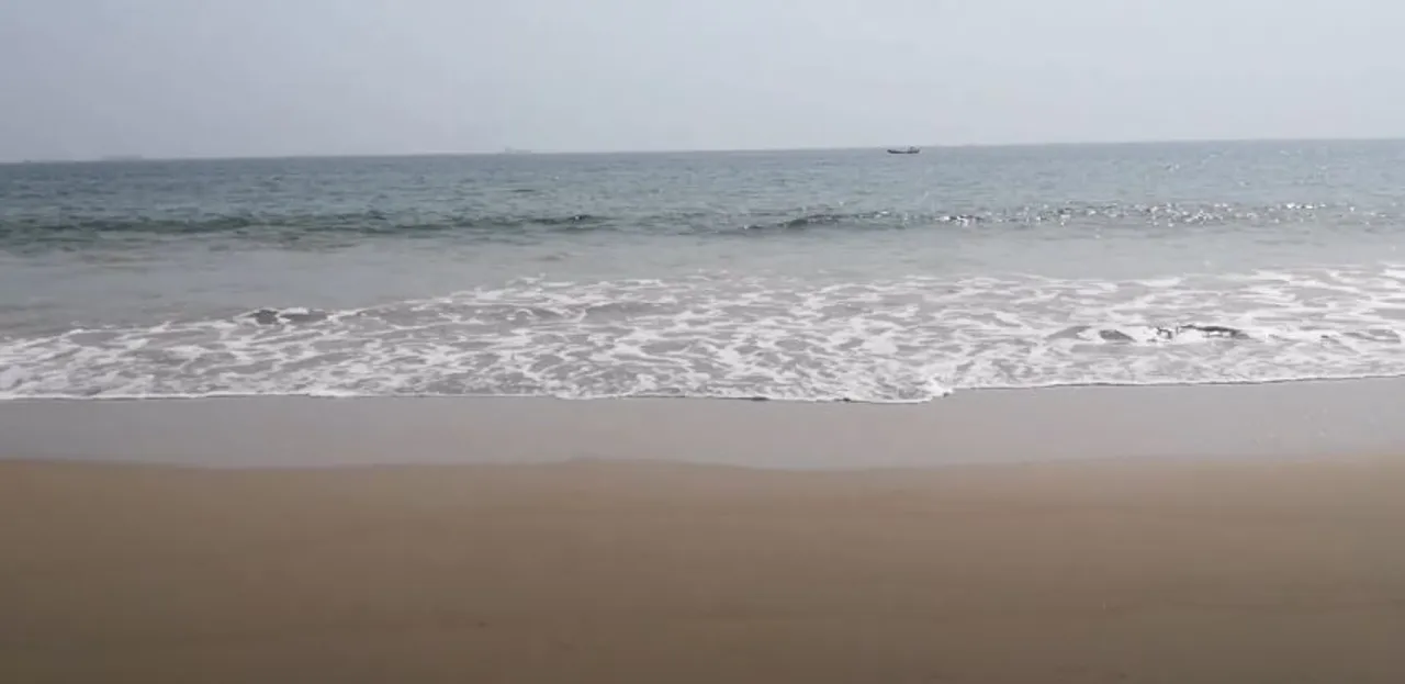  Paradip: 13 fishermen on two trawlers go missing in sea
