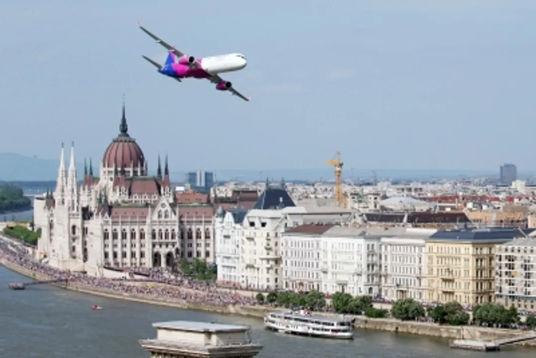  Hungarian airline to suspend Moldova flights due to airspace risks