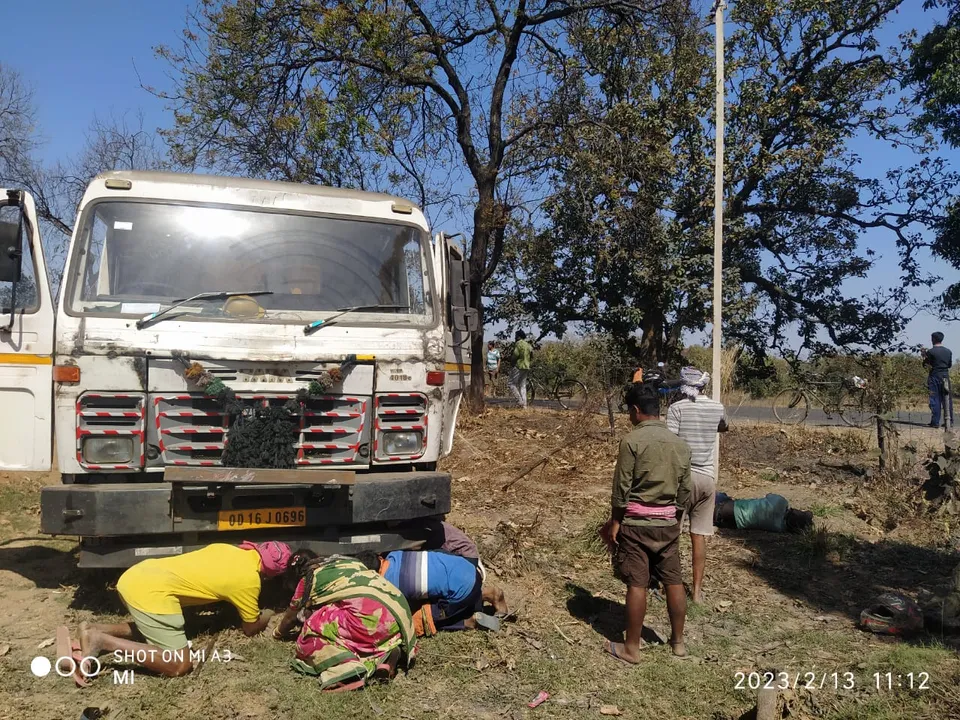  Coal-laden truck runs over two youths, critical; journo including locals come to rescue