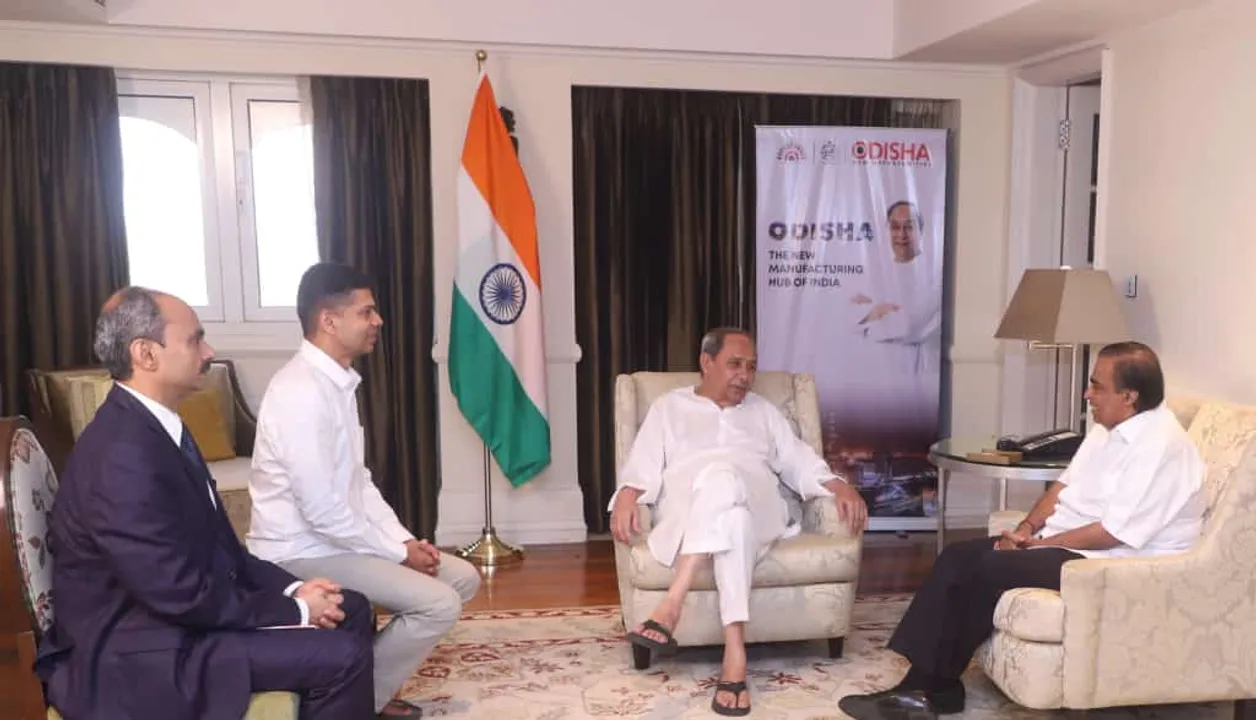  Odisha CM meets industrialist Mukesh Ambani in Mumbai