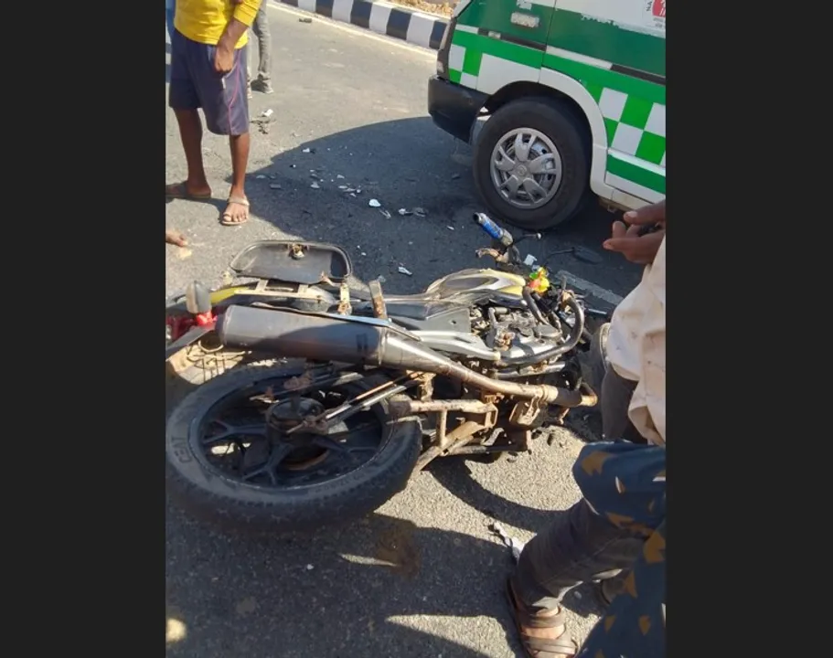  Father, 5-YO son die in Biju Expressway road mishap in Odisha's Nuapada
