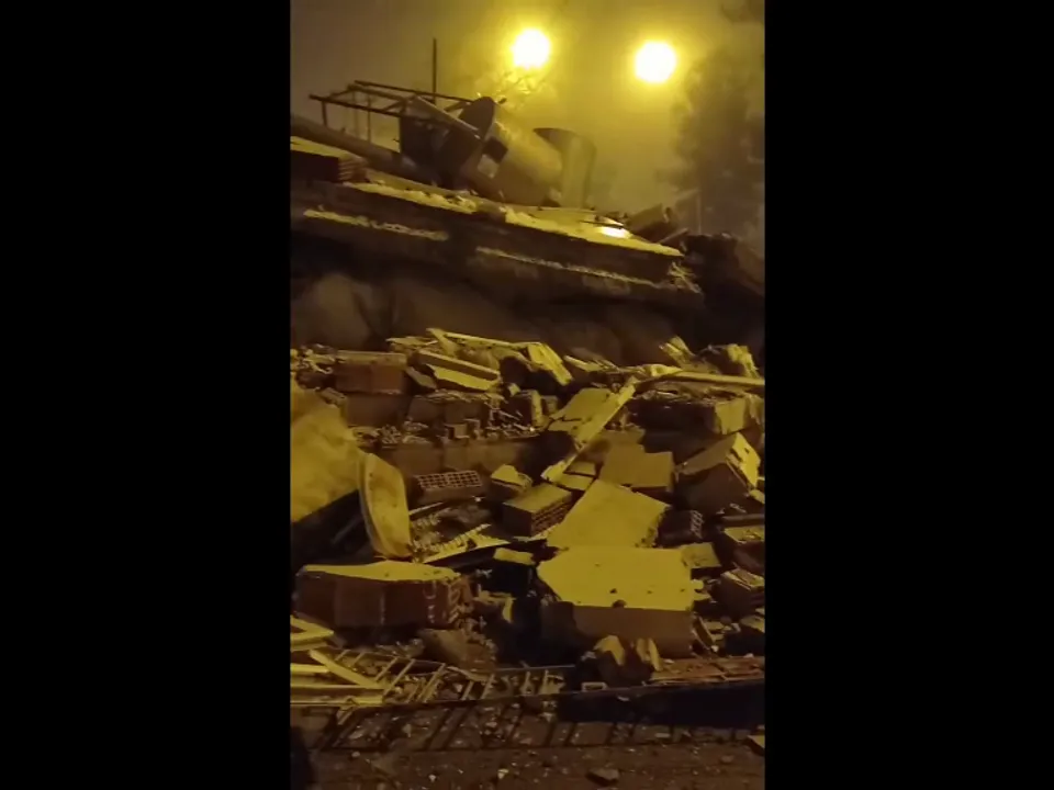  Over dozen dead as powerful 7.8-magnitude earthquake hits Turkey
