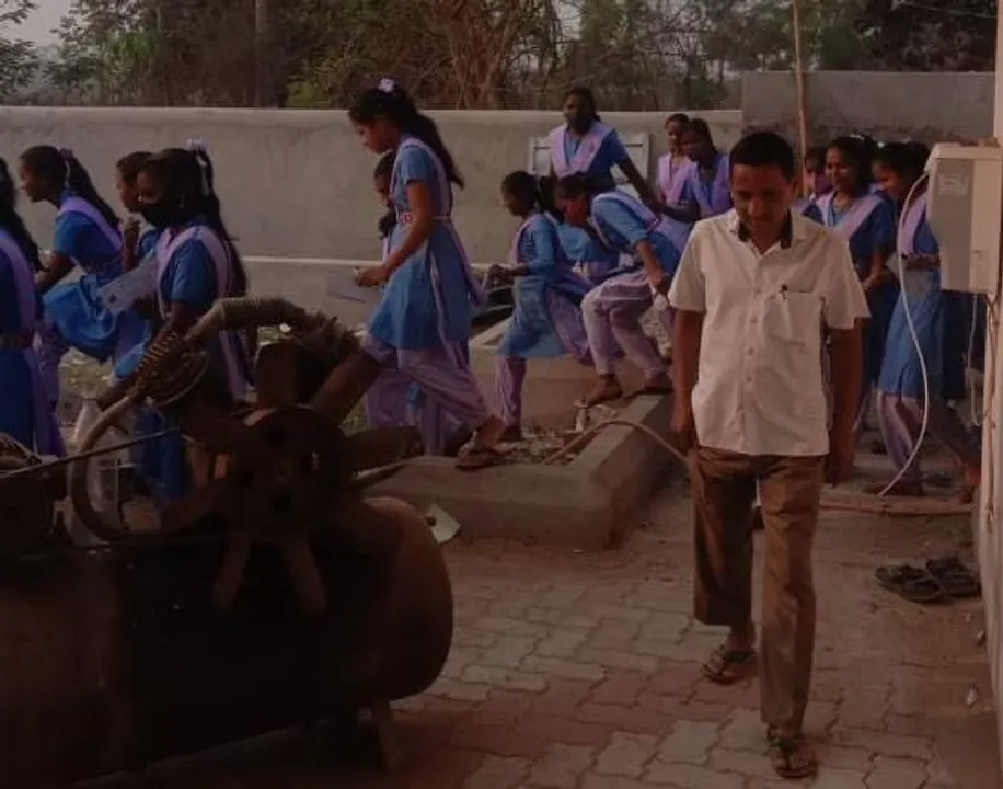  Over 50 students, teachers attacked by honey bees, 2 critical in Odisha