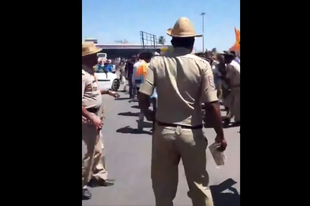  Protest against Quran recitation in Karnataka; Hindu activists lathi-charged