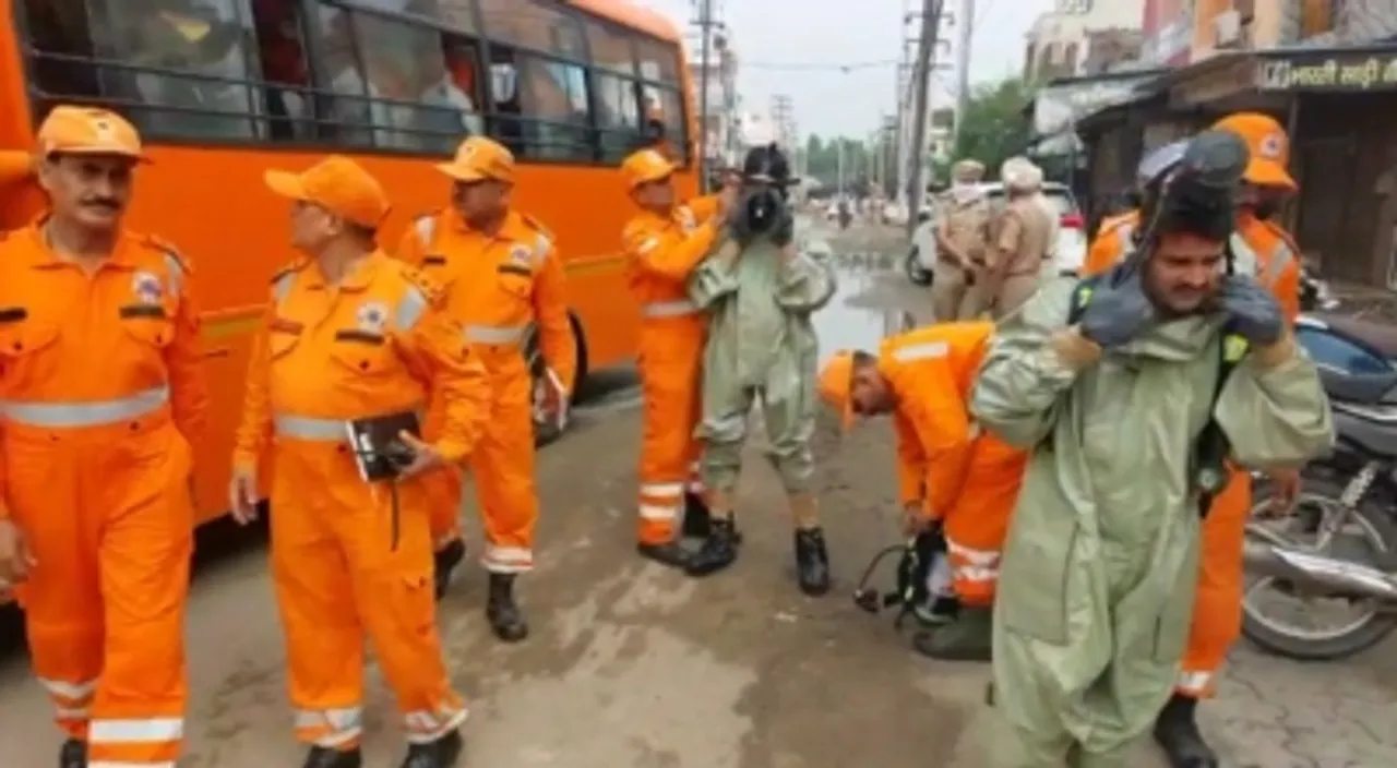  Nine killed in Ludhiana gas leak; NDRF reach site