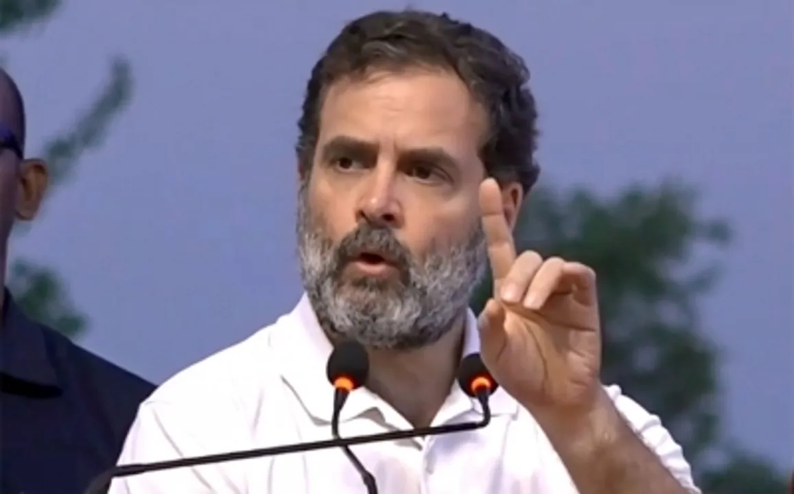  Gujarat HC judge recuses from hearing Rahul Gandhi's plea