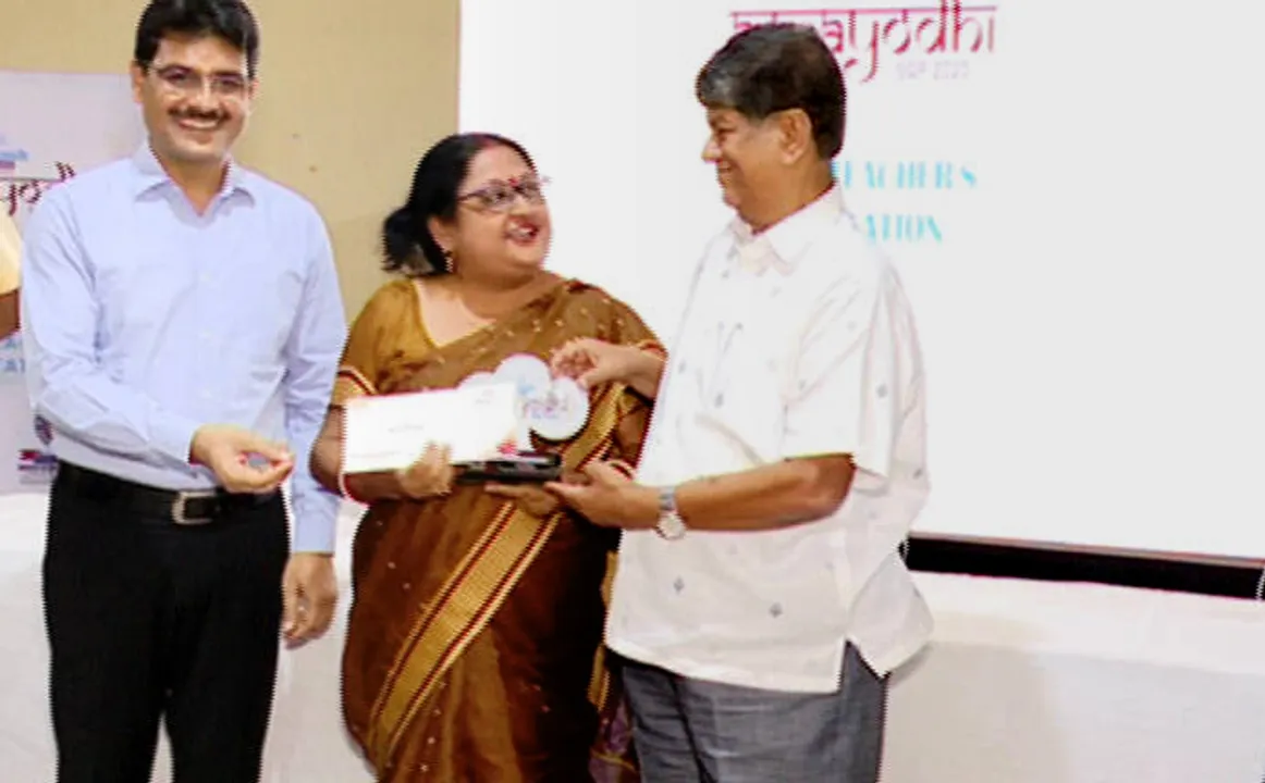  62 eminent teachers prepare ‘Agrayodhi’ Sample Question Papers, felicitated
