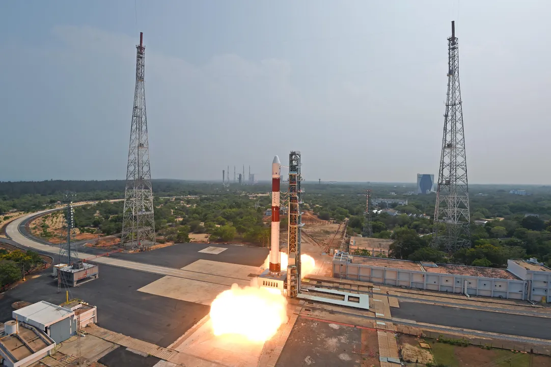  India successfully orbits 2 Singapore satellites