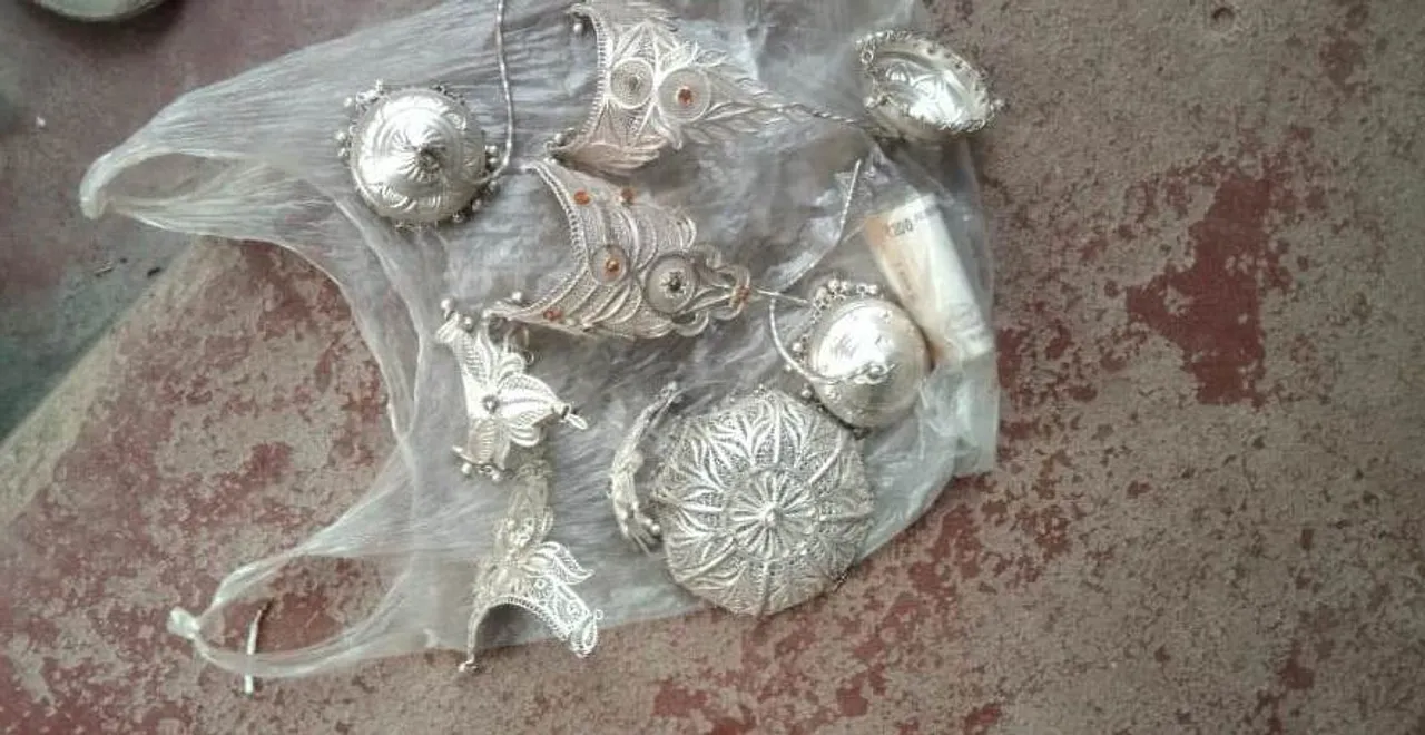  Thief returns ornaments stolen from Odisha temple with apology note