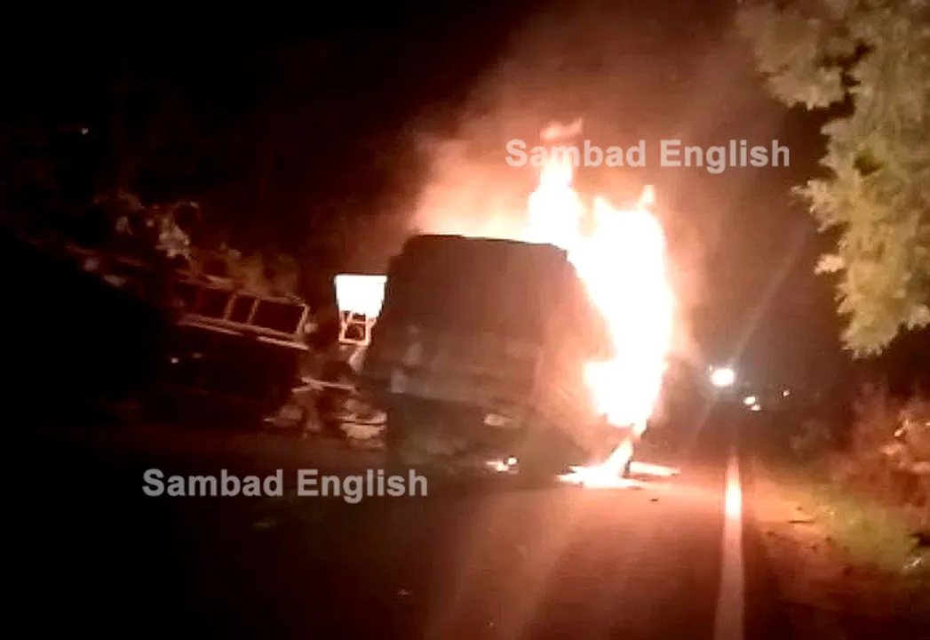  Driver burnt alive as speeding pickup van catches fire following collision with tractor
