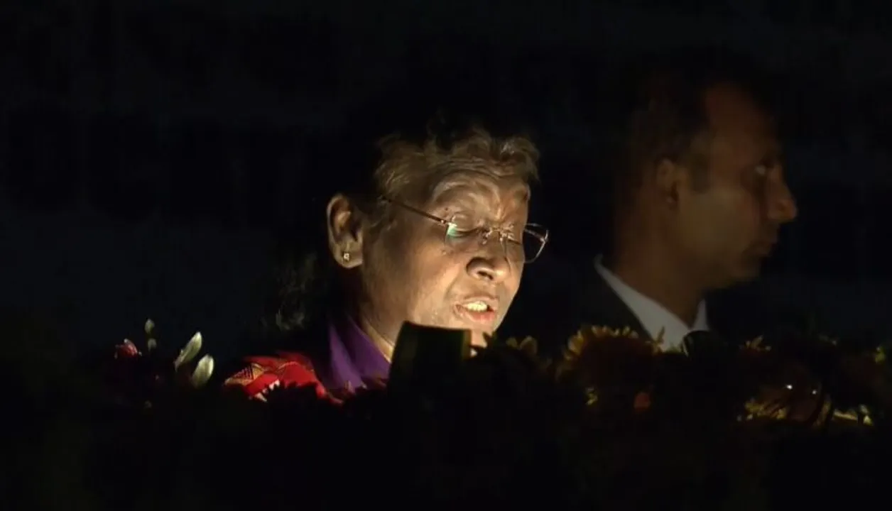  Governor seeks report on blackout during President’s speech at Odisha varsity