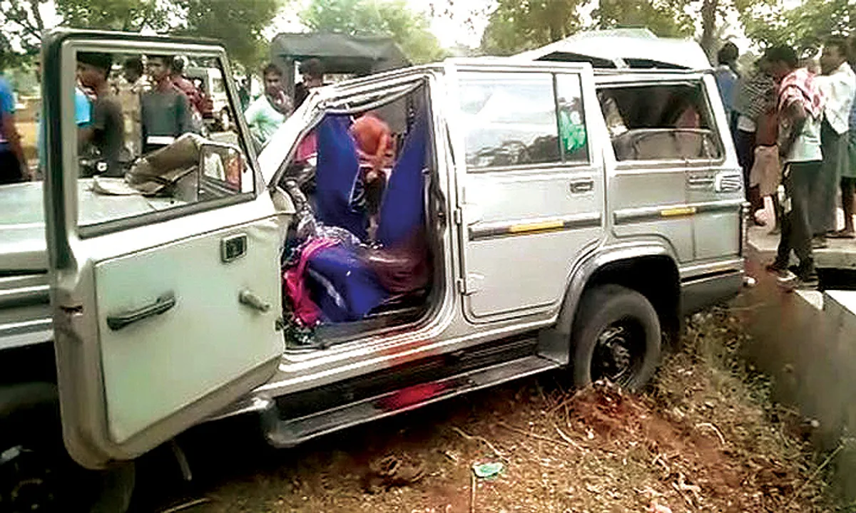  Two killed as truck hits police vehicle in Odisha