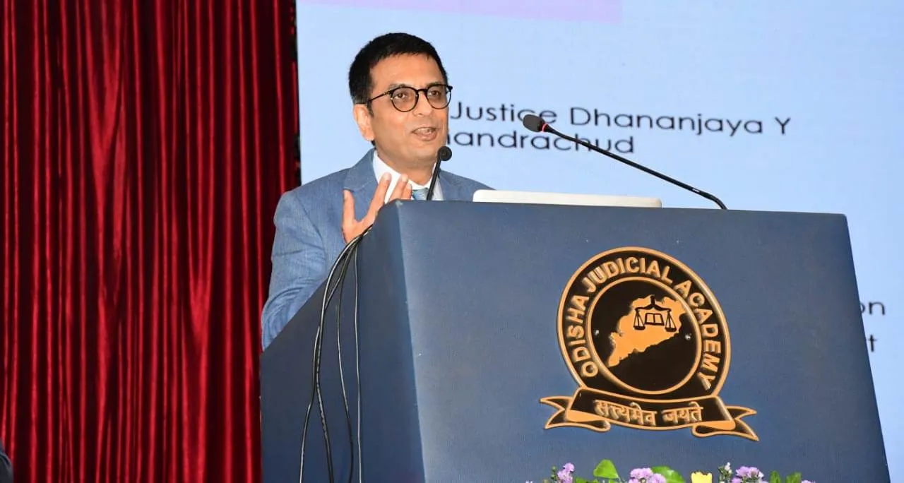  Live streaming of court proceedings has flipside, judges need to be trained: CJI