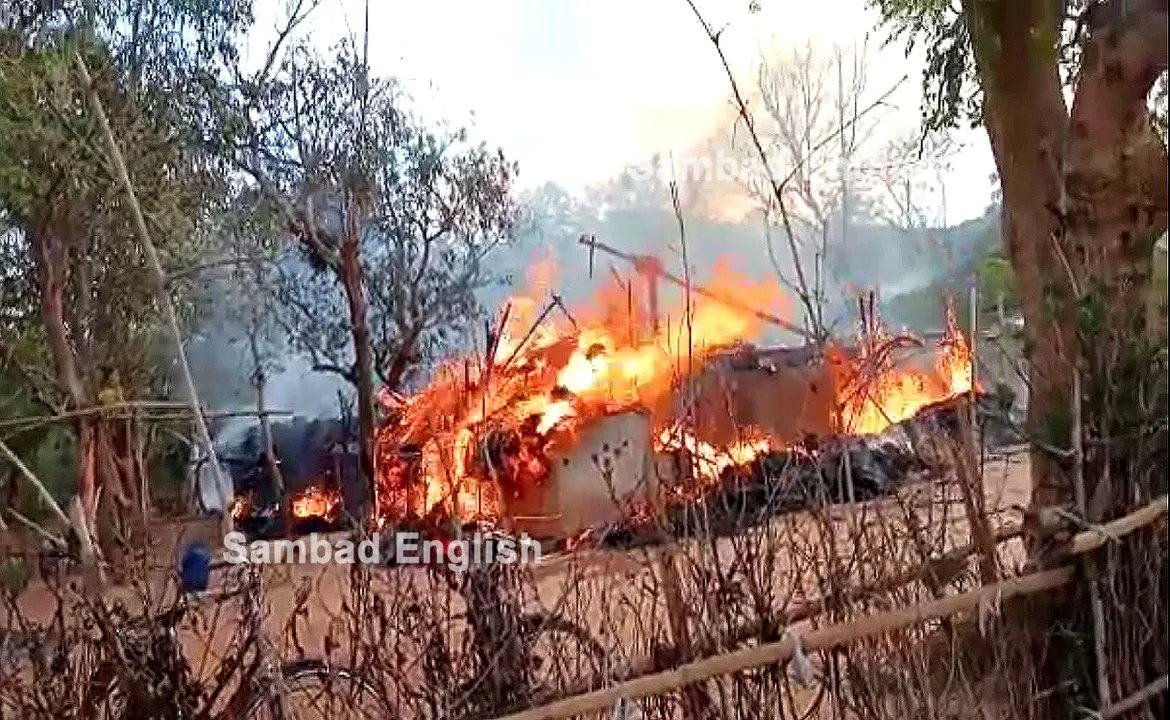  Woman charred to death in house fire in Cuttack; 12 houses completely gutted