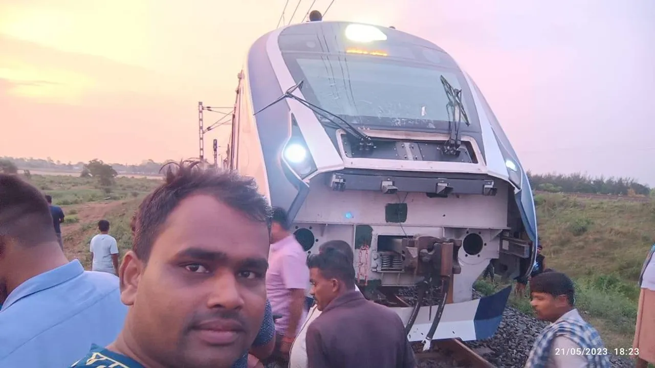  Odisha: Diesel engine pulls ‘damaged’ Vande Bharat Express towards Howrah
