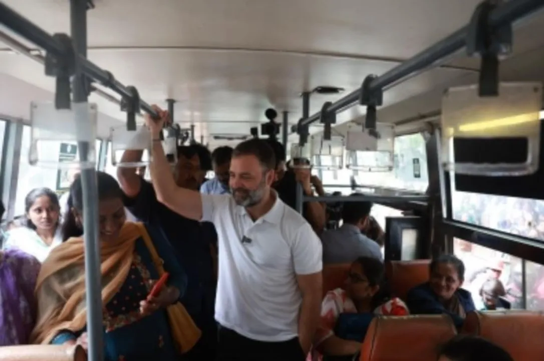  Watch Video: Rahul Gandhi travels in BMTC Bus in Bengaluru, interacts with public