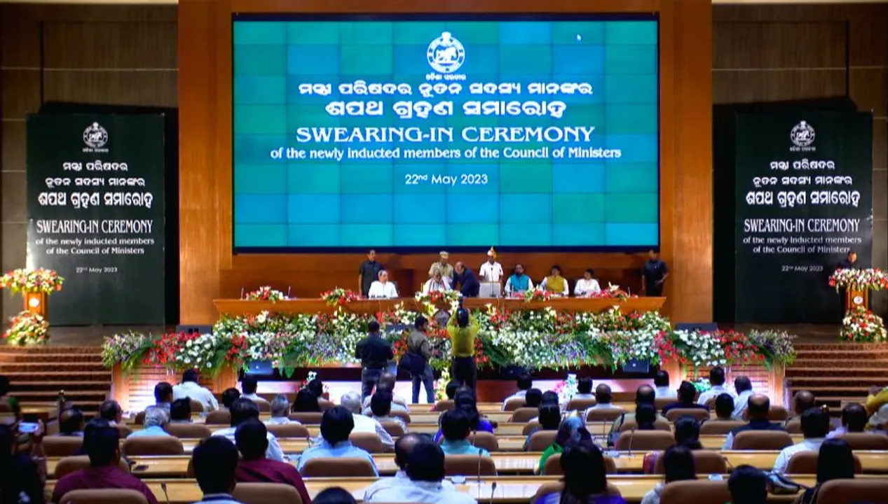  Bikram Arukha, Sudam Marndi, Sarada Nayak sworn in as Odisha ministers