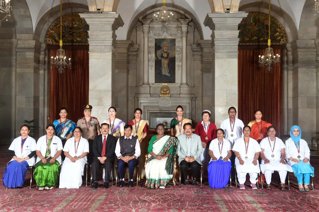  Two from Odisha receive National Florence Nightingale Award from President